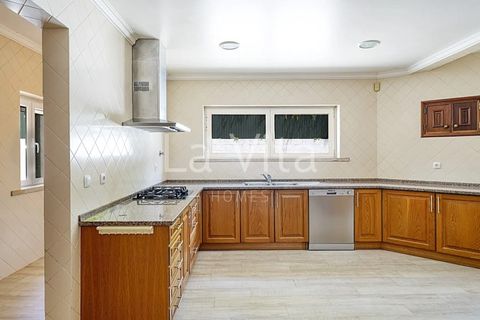 Villa i Alcabideche, Lisbon, Alcabideche - € 1.740.000 | Ref: LVC_6408 - foto 13