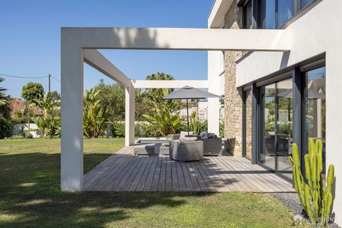 Villa a Antibes, Alpes-Maritimes, Antibes - € 4.900.000 | Ref: HH-15876050 - foto 6