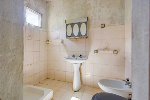 Masia a Amarante, Porto, Amarante - € 72.000 | Ref: C0471-00083 - foto 9