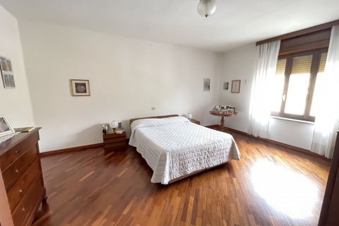 Villa i Suzzara, Mantua, Suzzara - € 330.000 | Ref: 2684 - foto 11