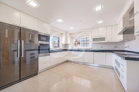 Villa i Cascais, Lisbon, Cascais - € 2.500.000 | Ref: L42182 - foto 18