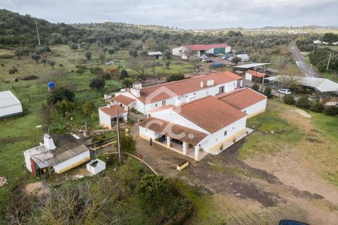 Farm hus i Estremoz, Evora, Estremoz - € 390.000 | Ref: 318/Q/03761 - foto 1