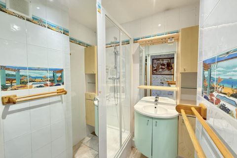 Lejlighed i Lyon, Rhone, Lyon - € 215.000 | Ref: getkey_u_507837137 - foto 11