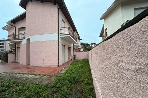 Villa i Viareggio, Lucca, Viareggio - € 330.000 | Ref: 2858 - foto 1