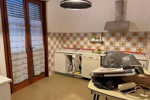 Villa i Viareggio, Lucca, Viareggio - € 330.000 | Ref: 2858 - foto 7