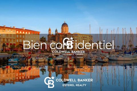 Lejlighed i Saint-Raphaël, Var, Saint-Raphaël - € 1.260.000 | Ref: 86602314 - foto 1