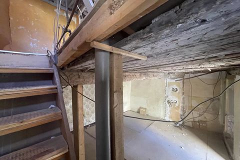 Landejendom i Callas, Var, Callas - € 80.000 | Ref: 86208386 - foto 4