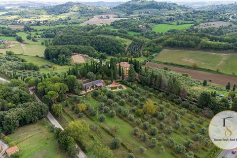 Villa i Chiusi, Siena, Chiusi - € 1.875.000 | Ref: CHI104-806113 - foto 3