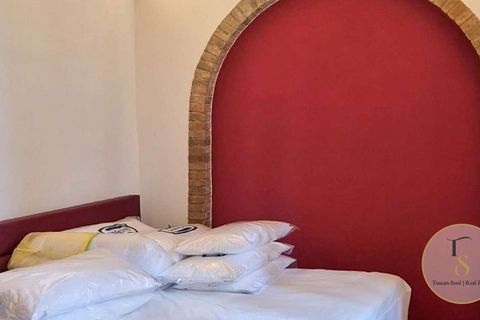 Villa i Chiusi, Siena, Chiusi - € 1.875.000 | Ref: CHI104-806113 - foto 8