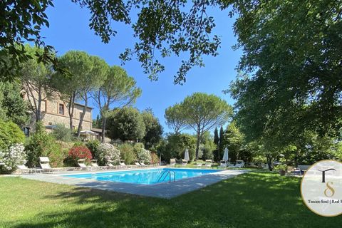 Farm hus i Perugia, Perugia, Perugia - € 1.380.000 | Ref: PER222-831652 - foto 1
