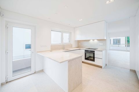 Villa a Cascais, Lisbon, Cascais - € 1.750.000 | Ref: CB01-0770 - foto 18