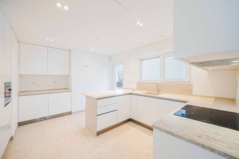 Villa a Cascais, Lisbon, Cascais - € 1.750.000 | Ref: CB01-0770 - foto 19
