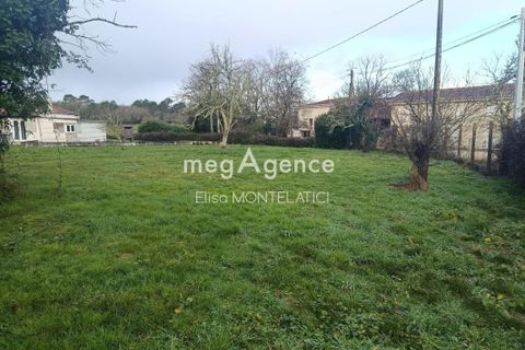 Helårsgrund i Cercoux, Charente-Maritime, Cercoux - € 29.000 | Ref: 197863 - foto 1