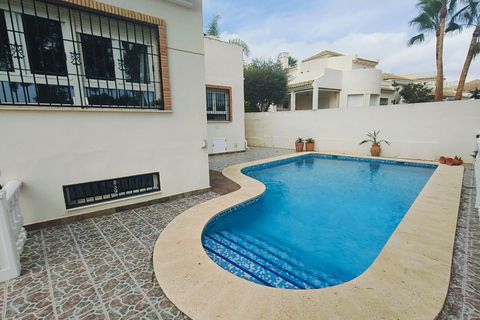 Villa a Las Ramblas Golf, Alicante, Las Ramblas Golf - € 599.950 | Ref: 1002 DT - foto 31
