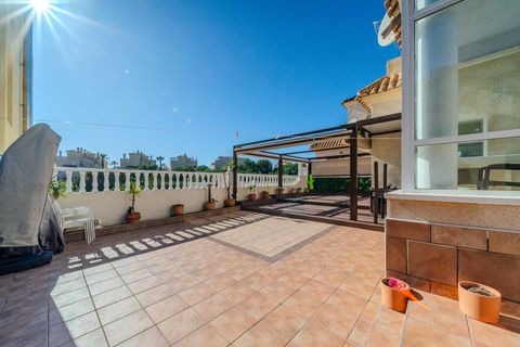 Villa i Playa Flamenca, Alicante, Playa Flamenca - € 259.950 | Ref: 1015DT - foto 8