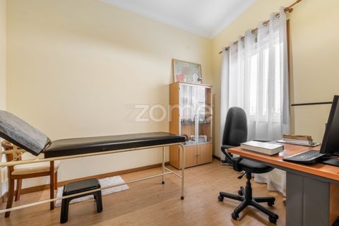 Villa a Pedroucos, Porto, Pedroucos - € 400.000 | Ref: ZMPT584684 - foto 11