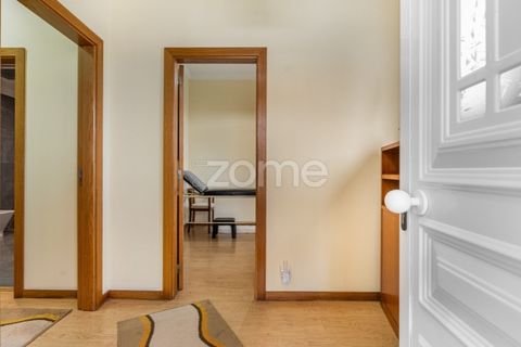 Villa a Pedroucos, Porto, Pedroucos - € 400.000 | Ref: ZMPT584684 - foto 12
