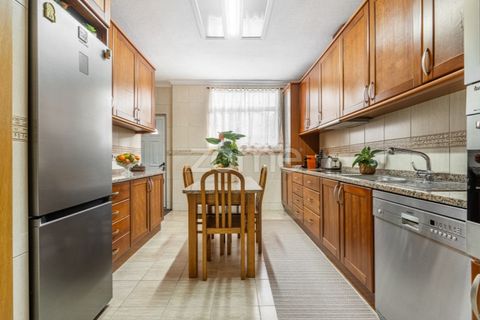 Villa a Pedroucos, Porto, Pedroucos - € 400.000 | Ref: ZMPT584684 - foto 24