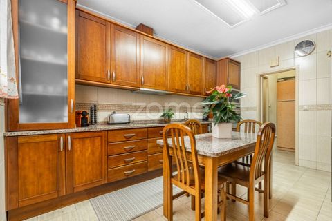 Villa a Pedroucos, Porto, Pedroucos - € 400.000 | Ref: ZMPT584684 - foto 26