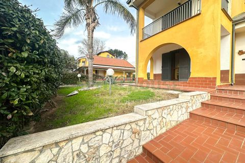 Villa i Capua, Caserta, Capua - € 319.000 | Ref: 319-IND - foto 4
