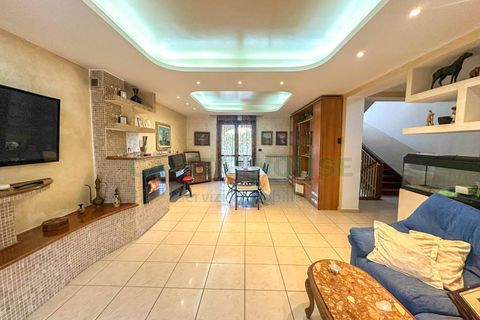 Villa i Capua, Caserta, Capua - € 319.000 | Ref: 319-IND - foto 8