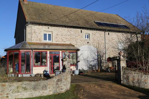 Farm hus i Auxy, Saone-et-Loire, Auxy - € 250.000 | Ref: 5913 - foto 16