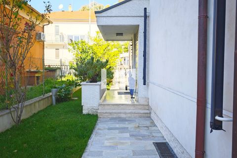 Villa a Giulianova, Teramo, Giulianova - € 680.000 | Ref: 907 - foto 8