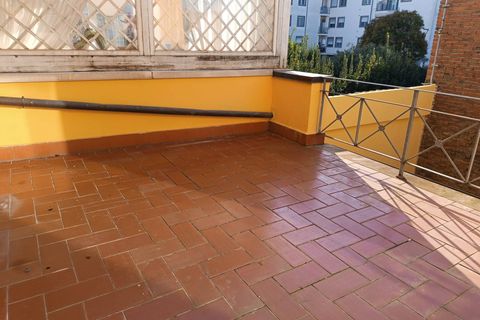 L'establiment comercial a Pontedera, Pisa, Pontedera - € 700/mes | Ref: DV2026002 - foto 22