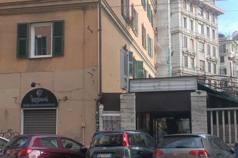 L'establiment comercial a Genoa, Genoa, Genoa - € 1.400/mes | Ref: 29834 - foto 2