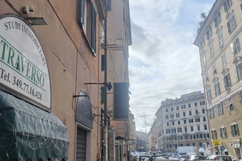 L'establiment comercial a Genoa, Genoa, Genoa - € 1.400/mes | Ref: 29834 - foto 22