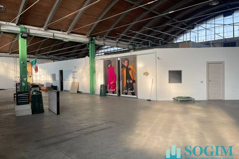 L'establiment comercial a Segrate, Milan, Segrate - € 3.900/mes | Ref: 37739 - foto 2