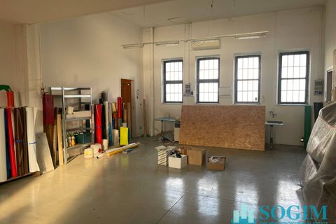 L'establiment comercial a Segrate, Milan, Segrate - € 3.900/mes | Ref: 37739 - foto 11