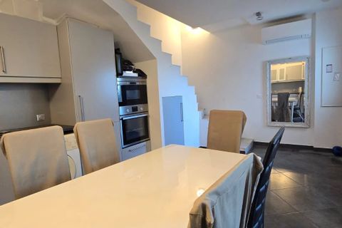 Villa i Cagnes-sur-Mer, Alpes-Maritimes, Cagnes-sur-Mer - € 639.000 | Ref: 86637265 - foto 12