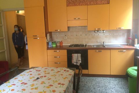 Apartament a Pisa, Pisa, Pisa - € 375/mes | Ref: 2020117 - foto 4