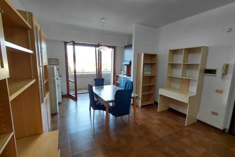 Apartament a Pisa, Pisa, Pisa - € 750/mes | Ref: 2026022 - foto 4