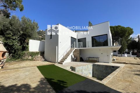 Villa a Roses, Gerona, Roses - € 659.000 | Ref: 3218 - foto 1