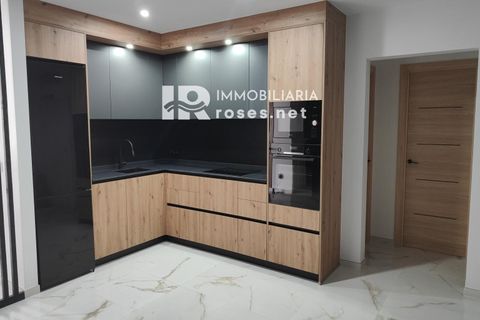 Villa a Roses, Gerona, Roses - € 659.000 | Ref: 3218 - foto 10