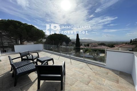 Villa a Roses, Gerona, Roses - € 659.000 | Ref: 3218 - foto 19