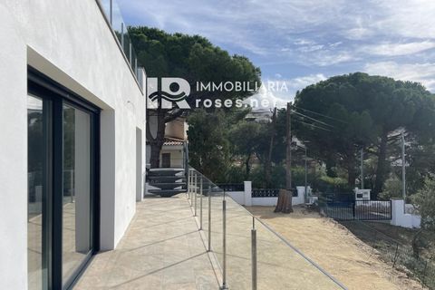 Villa a Roses, Gerona, Roses - € 659.000 | Ref: 3218 - foto 21