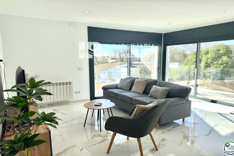 Villa a Roses, Gerona, Roses - € 659.000 | Ref: 3218 - foto 38
