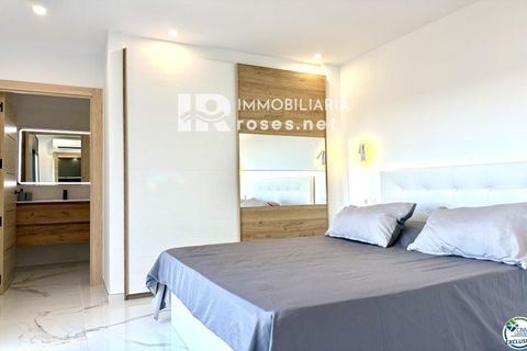 Villa a Roses, Gerona, Roses - € 659.000 | Ref: 3218 - foto 44