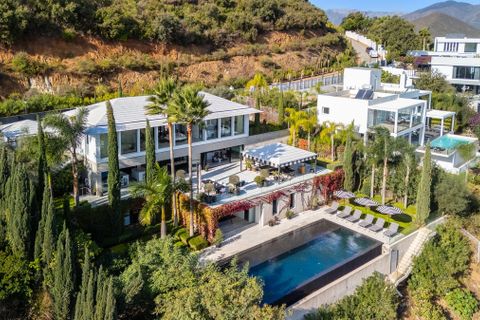 Villa i Elviria, Malaga, Elviria - € 3.950.000 | Ref: R5227777 - foto 3