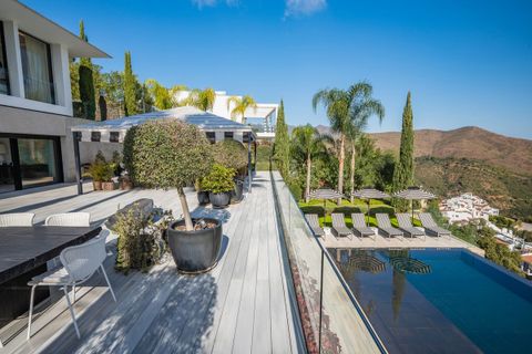 Villa i Elviria, Malaga, Elviria - € 3.950.000 | Ref: R5227777 - foto 16