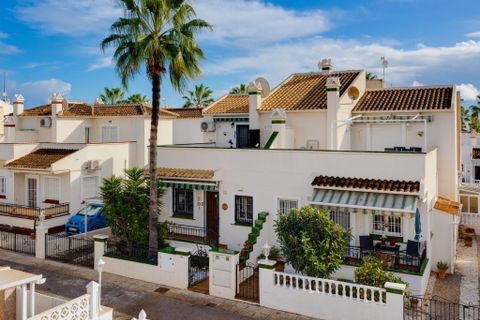 Rækkehus i Punta Prima, Alicante, Punta Prima - € 236.000 | Ref: THKAM-02140-4512 - foto 4