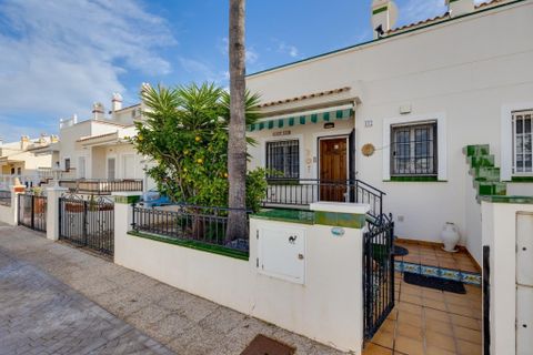 Rækkehus i Punta Prima, Alicante, Punta Prima - € 236.000 | Ref: THKAM-02140-4512 - foto 5