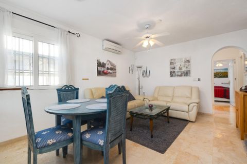 Rækkehus i Punta Prima, Alicante, Punta Prima - € 236.000 | Ref: THKAM-02140-4512 - foto 14