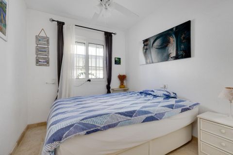 Rækkehus i Punta Prima, Alicante, Punta Prima - € 236.000 | Ref: THKAM-02140-4512 - foto 19