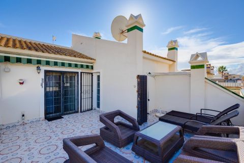 Rækkehus i Punta Prima, Alicante, Punta Prima - € 236.000 | Ref: THKAM-02140-4512 - foto 33