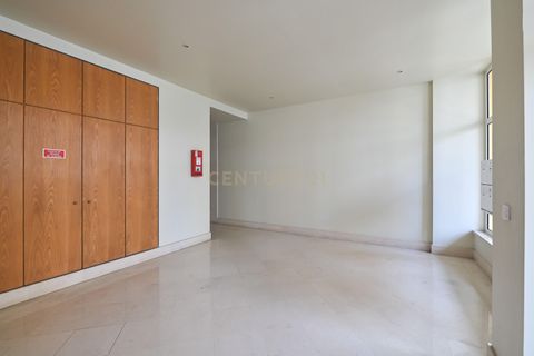 Lejlighed i Carcavelos, Lisbon, Carcavelos - € 830.000 | Ref: C0252-01012 - foto 24