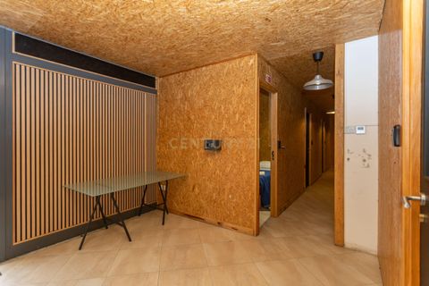 Erhvervsejendom i Carnaxide, Lisbon, Carnaxide - € 450.000 | Ref: C0379-00987 - foto 42
